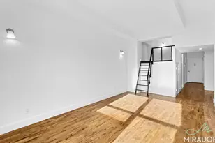 43 W 16th St, New York City, NY 10011 - Photo 2