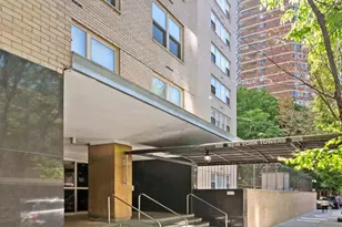 305 E 24th St, New York, NY 10010 - Photo 10