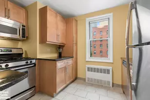444 E 75th St, New York City, NY 10021 - Photo 4