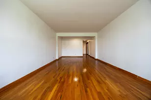 525 Ocean Pkwy, New York City, NY 11218 - Photo 8