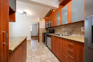 525 Ocean Pkwy, New York City, NY 11218 - Photo 16