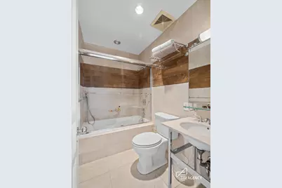 131 W 95th Street, New York City, NY 10025 - Photo 38