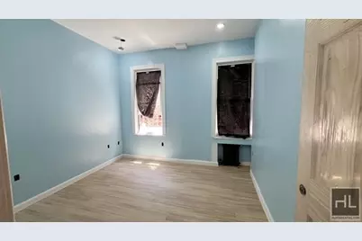 586 E 54th Street #1, New York City, NY 11203 - Photo 4