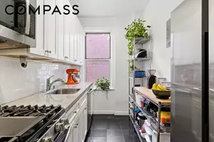 680 W 204th St, New York City, NY 10034 - Photo 4