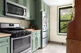 124 S 3rd St, New York City, NY 11249 - Photo 4