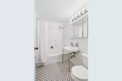 25 Sutton Place S #1R, New York City, NY 10022 - Photo 8