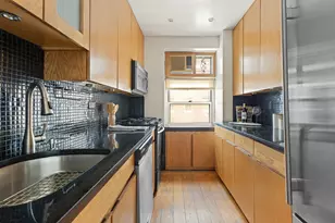 25 Sutton Pl S, New York City, NY 10022 - Photo 4