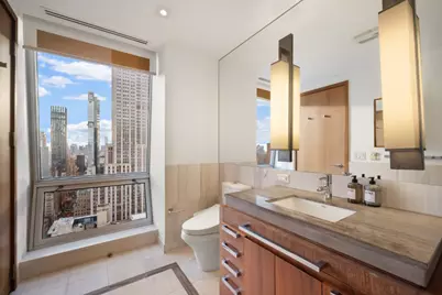 400 5th Avenue #34H, New York, NY 10018 - Photo 8