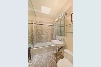 107 E 36th Street #4A, New York City, NY 10016 - Photo 8
