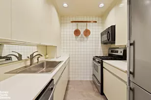 107 E 36th St, New York City, NY 10016 - Photo 4
