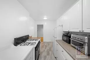 266 E Broadway, New York City, NY 10002 - Photo 14