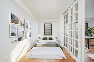 220 E 57th St, New York City, NY 10022 - Photo 2