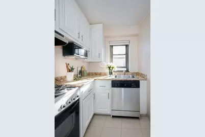 220 E 57th Street #14J, New York, NY 10022 - Photo 10