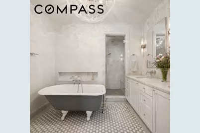 304 E 82nd Street, New York, NY 10028 - Photo 10