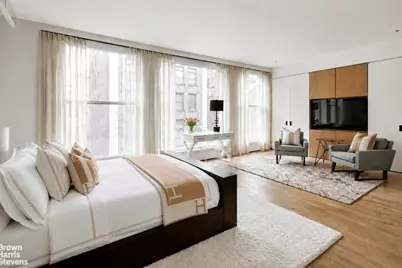 28 W 38th Street #PHW, New York City, NY 10018 - Photo 14