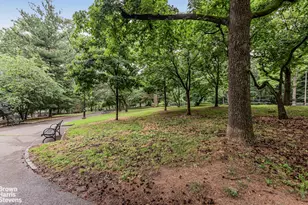 2711 Henry Hudson Pkwy, New York City, NY 10463 - Photo 18
