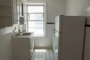 2115 E 1st St, New York City, NY 11223 - Photo 8