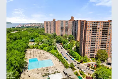5800 Arlington Avenue #15B, New York City, NY 10471 - Photo 30