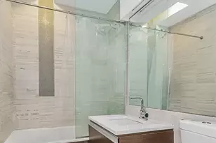 44-15 Purves St, New York City, NY 11101 - Photo 10