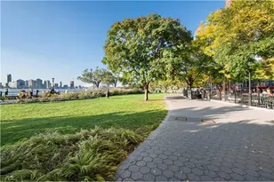 2 River Ter., New York, NY 10282 - Photo 18