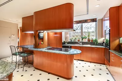 25 Sutton Place #MAISONETTE, New York, NY 10022 - Photo 6