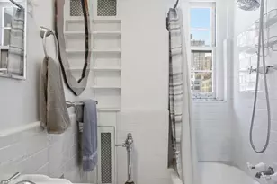 10 Mitchell Pl, New York, NY 10017 - Photo 6