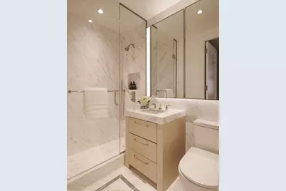 400 E 84th Street #4C, New York, NY 10028 - Photo 4