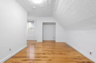 379 E 8th St, New York City, NY 11218 - Photo 10
