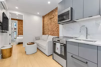 356 W 48th Street #1D, New York, NY 10036 - Photo 6