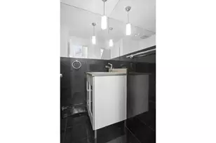 77-15 Kew Forest Ln, New York City, NY 11375 - Photo 12