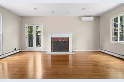 77-15 Kew Forest Lane, New York City, NY 11375 - Photo 4