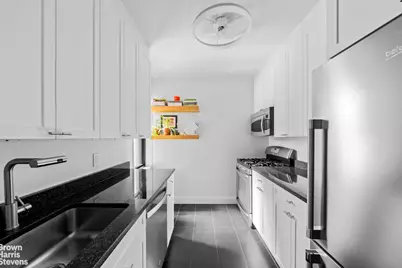 100 W 12th Street #2C, New York City, NY 10011 - Photo 10