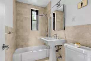 100 W 12th St, New York City, NY 10011 - Photo 12