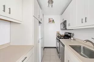 205 West End Ave, New York City, NY 10023 - Photo 1