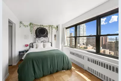205 W End Avenue #16F, New York City, NY 10023 - Photo 4