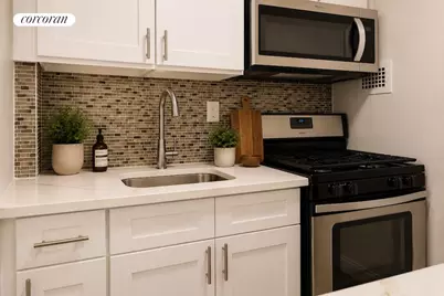 210 E 63rd Street #5E, New York City, NY 10065 - Photo 4