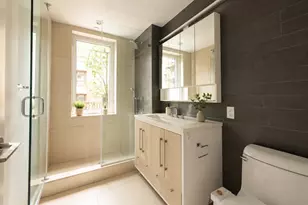 212 N 9th St, New York City, NY 11211 - Photo 10