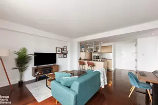 350 W 42nd St, New York City, NY 10036 - Photo 4
