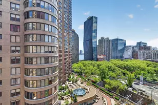 308 E 38th St, New York City, NY 10016 - Photo 12