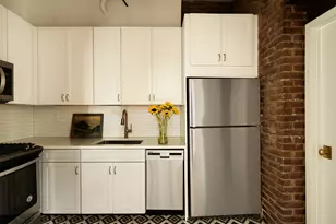 428 W 20th St, New York City, NY 10011 - Photo 10