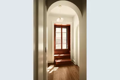 428 W 20th Street #2, New York City, NY 10011 - Photo 6