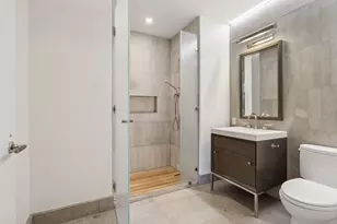 301 E 50th St, New York City, NY 10022 - Photo 10