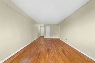 50-21 39th Pl, New York City, NY 11104 - Photo 8