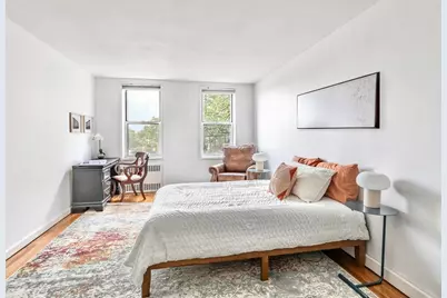 221 McDonald Avenue #5F, New York City, NY 11218 - Photo 6