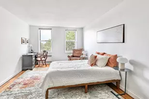 221 McDonald Ave, New York City, NY 11218 - Photo 6