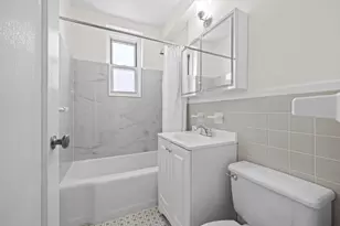 5621 Netherland Ave, New York City, NY 10471 - Photo 8