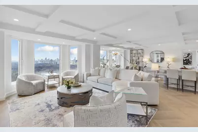 160 Central Park S #2501, New York, NY 10019 - Photo 2