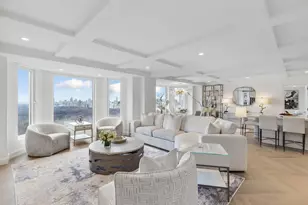 160 Central Park S, New York, NY 10019 - Photo 2