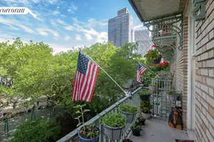 517 E 77th St, New York City, NY 10021 - Photo 4