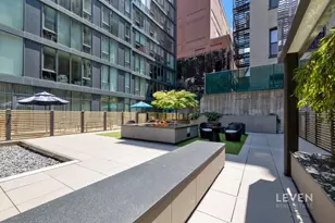 540 W 49th St, New York City, NY 10019 - Photo 18
